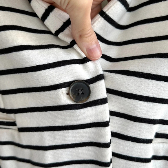 Old Navy Black and White Striped Casual Blazer, Stretchy Suit Jacket, Small - Picture 7 of 16